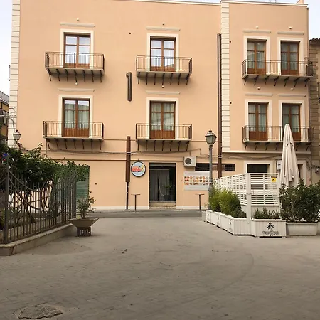 ゲストハウス Vacanze Al Duomo リカータ